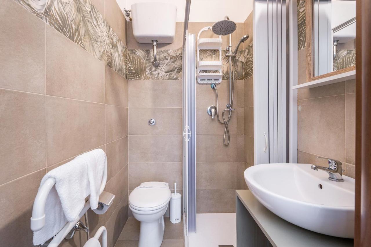 Rooms Piramide Roma Ngoại thất bức ảnh