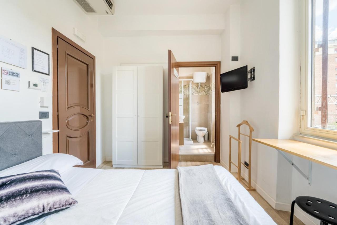 Rooms Piramide Roma Ngoại thất bức ảnh