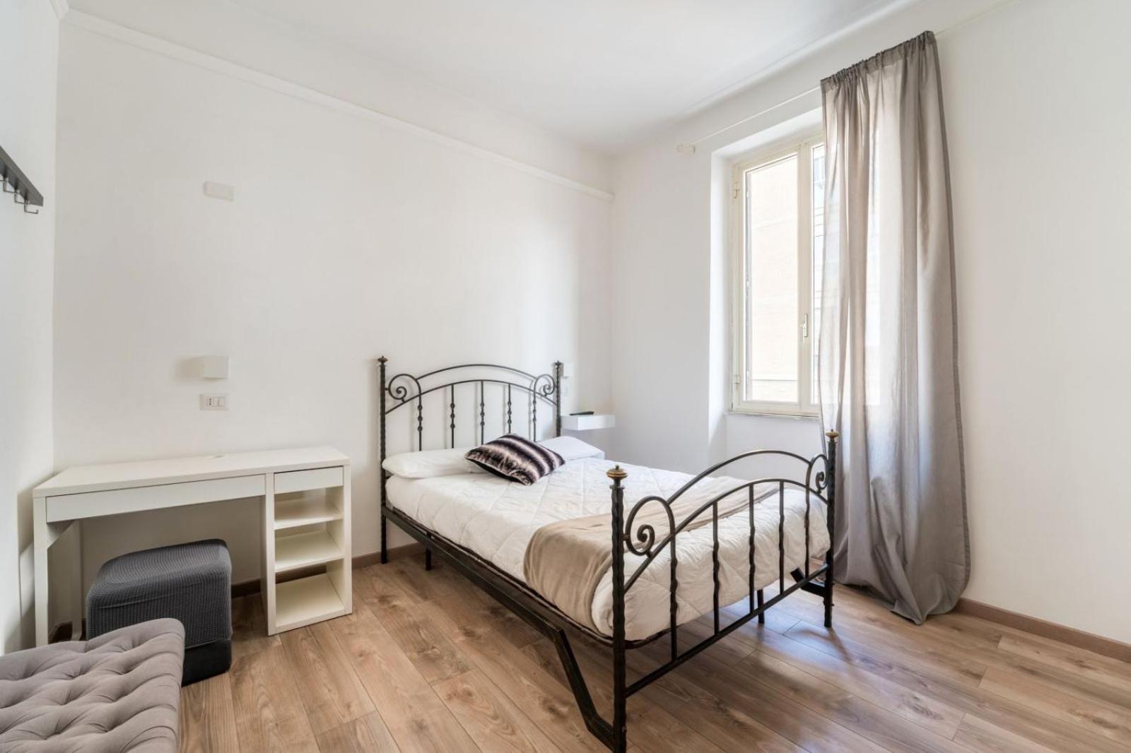 Rooms Piramide Roma Ngoại thất bức ảnh