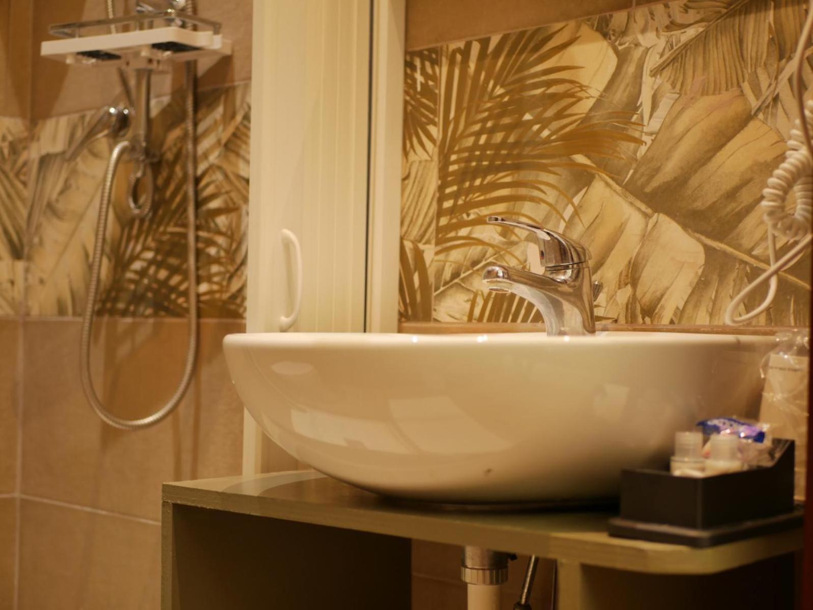 Rooms Piramide Roma Ngoại thất bức ảnh